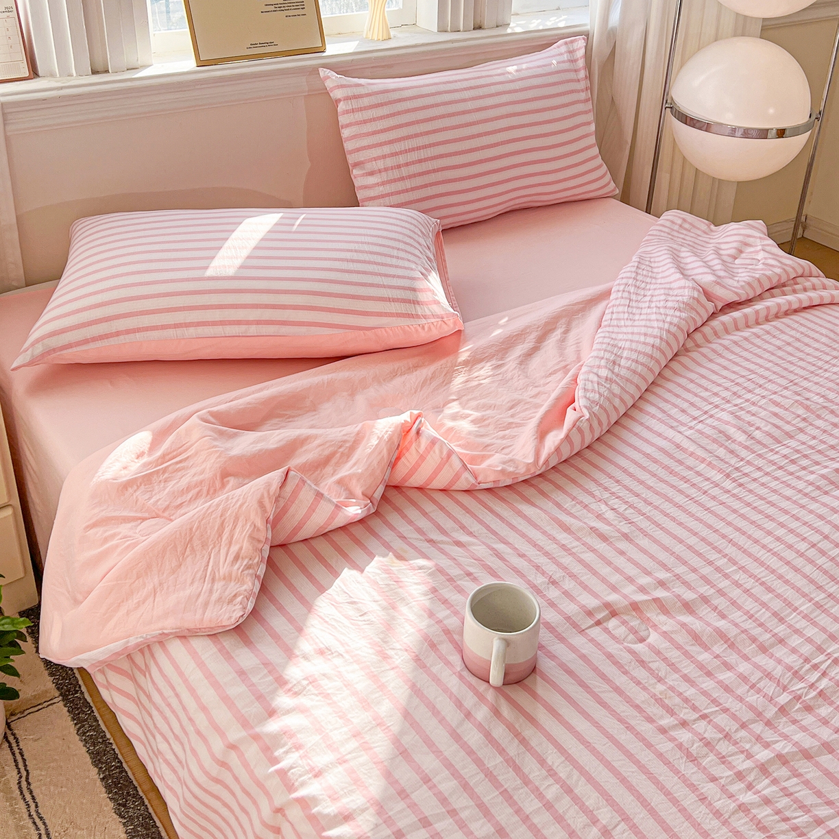 91家纺网 家纺一手货源 找家纺 纽缦家纺 2026新款水洗棉简约格子风夏被 爱慕-粉