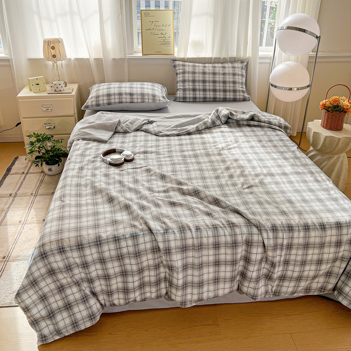 91家纺网 家纺一手货源 找家纺 纽缦家纺 2026新款水洗棉简约格子风夏被 暮春