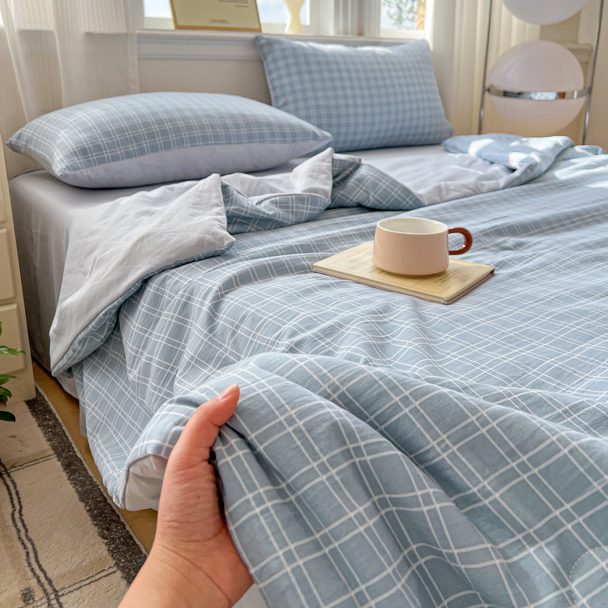 91家纺网 家纺一手货源 找家纺 纽缦家纺 2026新款水洗棉简约格子风夏被 海之声-灰