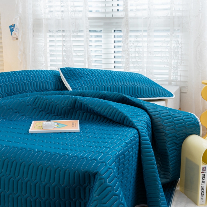 91家纺网 家纺一手货源 找家纺 优雅星家纺 2026新款清新时尚凉感丝0.35乳胶凉席-纯色 宝石蓝