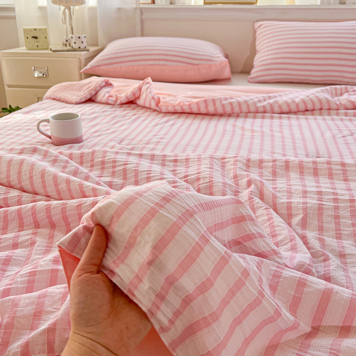 91家纺网 家纺一手货源 找家纺 （总）纽缦家纺 2026新款水洗棉简约格子风夏被