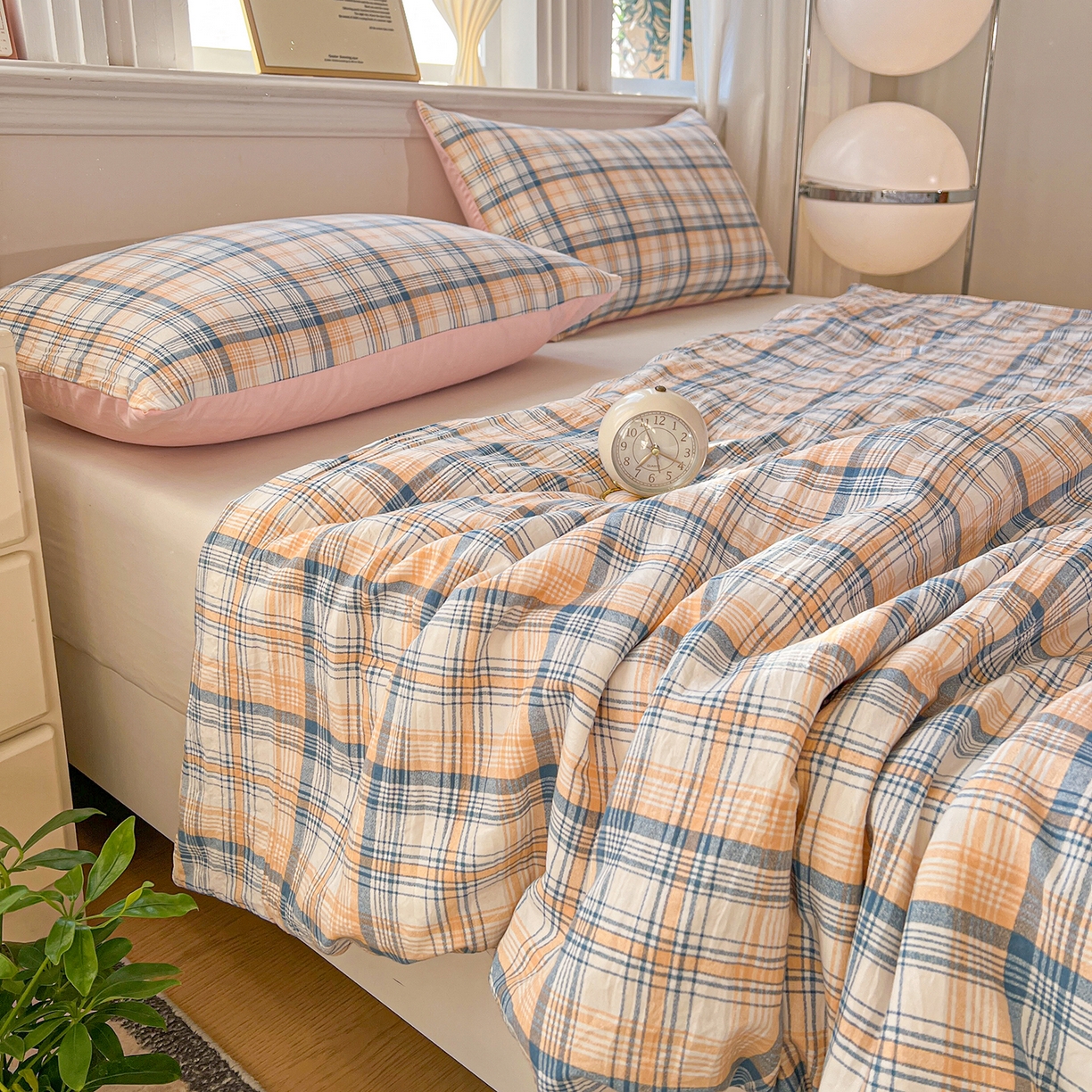 91家纺网 家纺一手货源 找家纺 纽缦家纺 2026新款水洗棉简约格子风夏被 思南