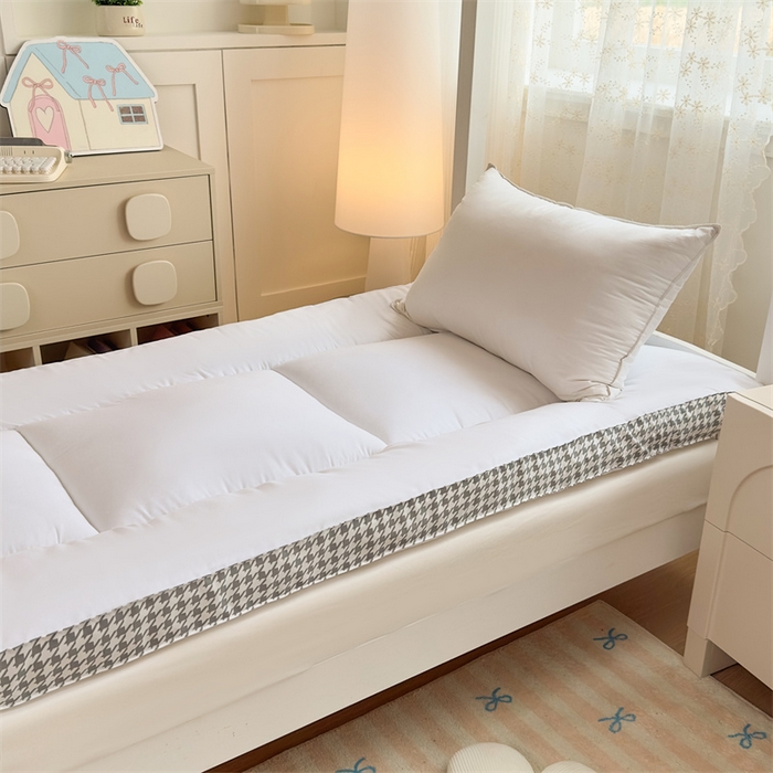 91家纺网 家纺一手货源 找家纺 （总）优雅星家纺 2026新款A类水洗棉抗菌大豆床垫千鸟格系列