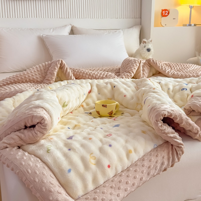 91家纺网 家纺一手货源 找家纺 优雅星家纺 2026新款亲肤舒适兔毛绒豆豆绒冬被 派对