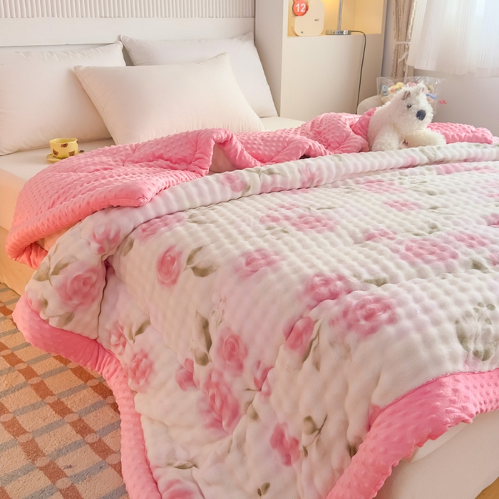 91家纺网 家纺一手货源 找家纺 优雅星家纺 2026新款亲肤舒适兔毛绒豆豆绒冬被 玫瑰园