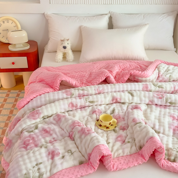 91家纺网 家纺一手货源 找家纺 优雅星家纺 2026新款亲肤舒适兔毛绒豆豆绒冬被 玫瑰园