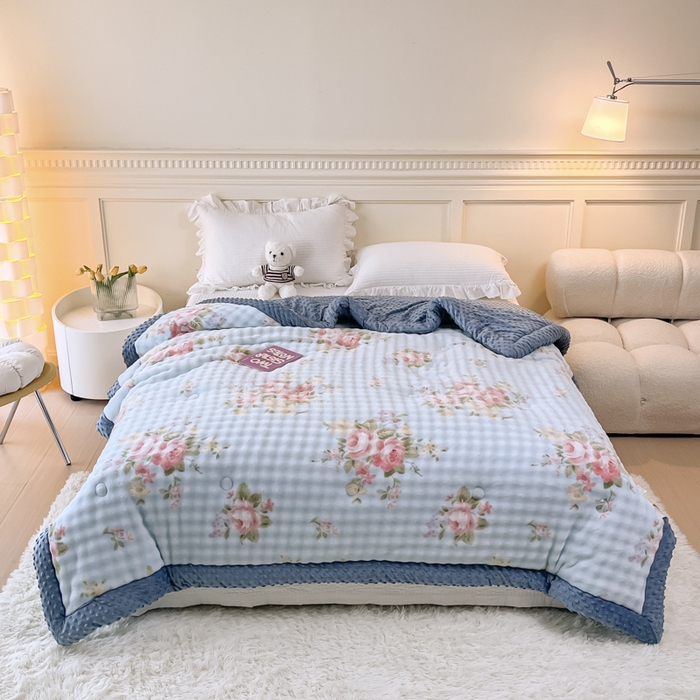 91家纺网 家纺一手货源 找家纺 优雅星家纺 2026新款亲肤舒适兔毛绒豆豆绒冬被 花开富贵舞（老花型）