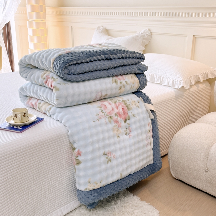 91家纺网 家纺一手货源 找家纺 优雅星家纺 2026新款亲肤舒适兔毛绒豆豆绒冬被 花开富贵舞（老花型）