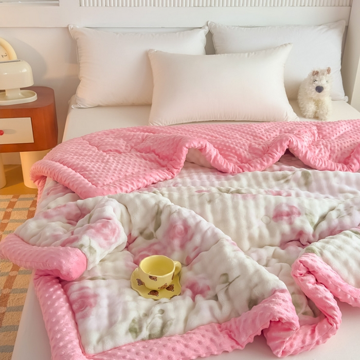 91家纺网 家纺一手货源 找家纺 优雅星家纺 2026新款亲肤舒适兔毛绒豆豆绒冬被 玫瑰园