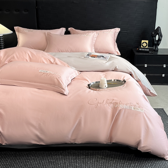 91家纺网 家纺一手货源 找家纺 拼社家纺 2026新款A类全棉贡缎长绒棉四件套全棉四件套简约刺绣纯色纯棉床上用品（提供买家秀） 依恋-初恋粉