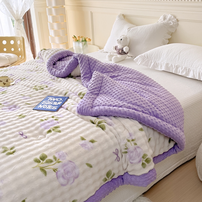 91家纺网 家纺一手货源 找家纺 优雅星家纺 2026新款亲肤舒适兔毛绒豆豆绒冬被 姹紫嫣红舞（老花型）