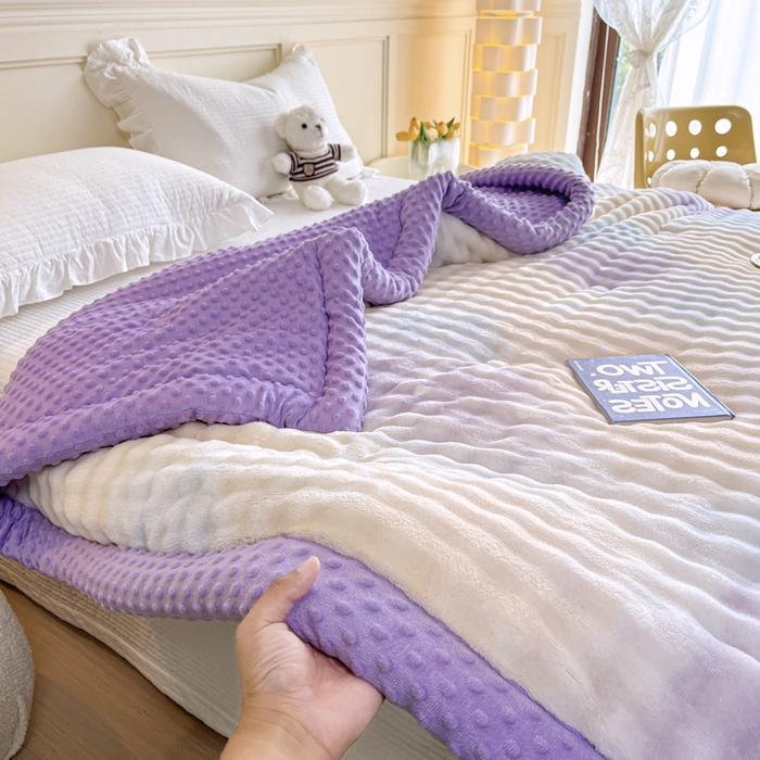 91家纺网 家纺一手货源 找家纺 优雅星家纺 2026新款亲肤舒适兔毛绒豆豆绒冬被 众星捧月舞（老花型）