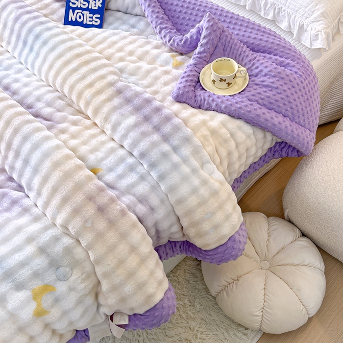 91家纺网 家纺一手货源 找家纺 优雅星家纺 2026新款亲肤舒适兔毛绒豆豆绒冬被 众星捧月舞（老花型）