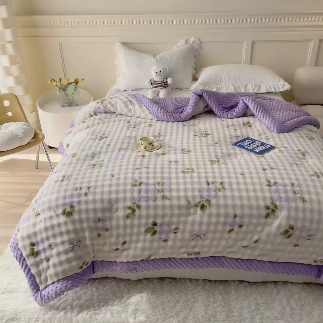 91家纺网 家纺一手货源 找家纺 优雅星家纺 2026新款亲肤舒适兔毛绒豆豆绒冬被 姹紫嫣红舞（老花型）