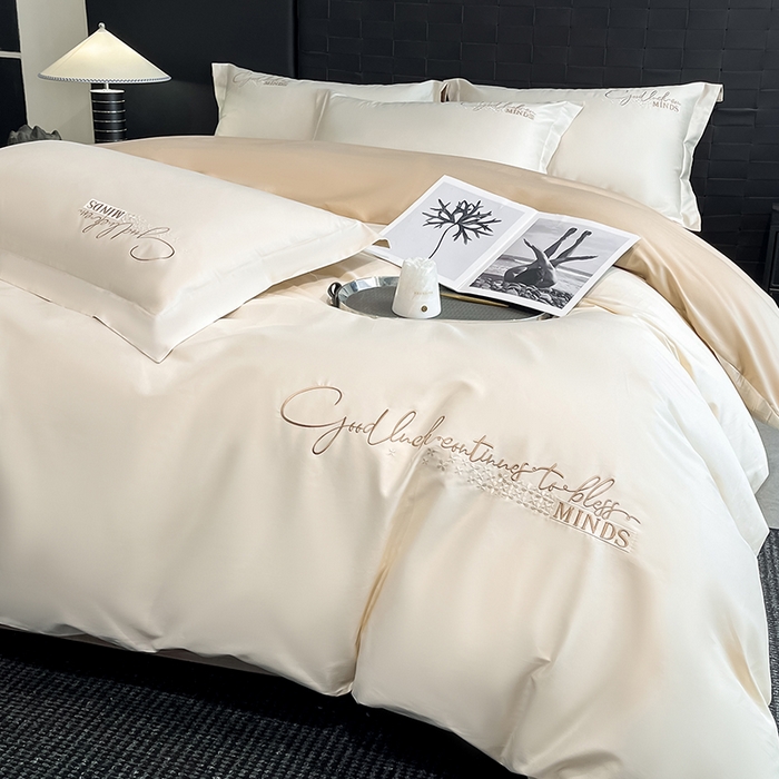 91家纺网 家纺一手货源 找家纺 拼社家纺 2026新款A类全棉贡缎长绒棉四件套全棉四件套简约刺绣纯色纯棉床上用品（提供买家秀） 依恋-奶油香槟