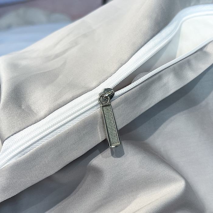 91家纺网 家纺一手货源 找家纺 拼社家纺 2026新款A类全棉贡缎长绒棉四件套全棉四件套简约刺绣纯色纯棉床上用品（提供买家秀） 依恋-汐梦蓝