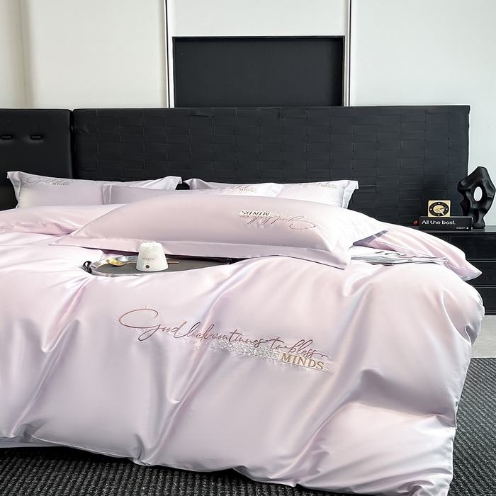 91家纺网 家纺一手货源 找家纺 拼社家纺 2026新款A类全棉贡缎长绒棉四件套全棉四件套简约刺绣纯色纯棉床上用品（提供买家秀） 依恋-优雅紫