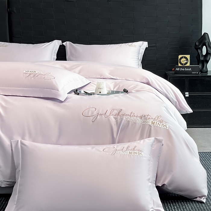 91家纺网 家纺一手货源 找家纺 拼社家纺 2026新款A类全棉贡缎长绒棉四件套全棉四件套简约刺绣纯色纯棉床上用品（提供买家秀） 依恋-优雅紫