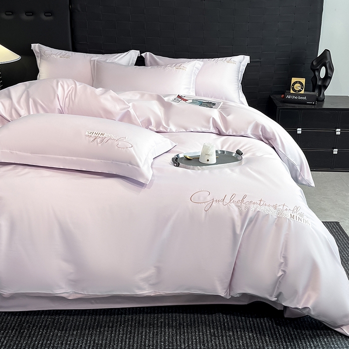 91家纺网 家纺一手货源 找家纺 拼社家纺 2026新款A类全棉贡缎长绒棉四件套全棉四件套简约刺绣纯色纯棉床上用品（提供买家秀） 依恋-优雅紫