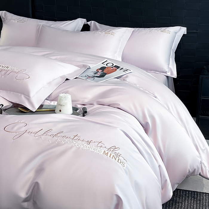 91家纺网 家纺一手货源 找家纺 拼社家纺 2026新款A类全棉贡缎长绒棉四件套全棉四件套简约刺绣纯色纯棉床上用品（提供买家秀） 依恋-优雅紫