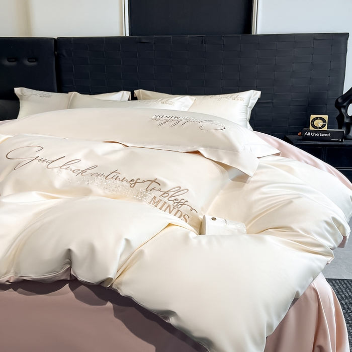 91家纺网 家纺一手货源 找家纺 拼社家纺 2026新款A类全棉贡缎长绒棉四件套全棉四件套简约刺绣纯色纯棉床上用品（提供买家秀） 依恋-元气白桃