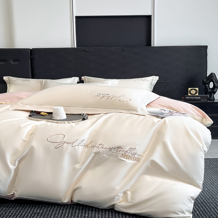 91家纺网 家纺一手货源 找家纺 拼社家纺 2026新款A类全棉贡缎长绒棉四件套全棉四件套简约刺绣纯色纯棉床上用品（提供买家秀） 依恋-元气白桃