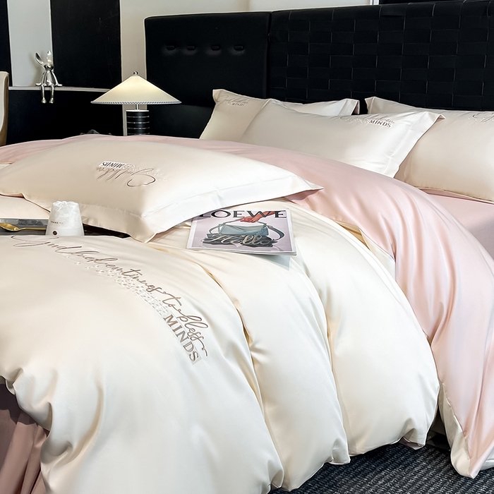 91家纺网 家纺一手货源 找家纺 拼社家纺 2026新款A类全棉贡缎长绒棉四件套全棉四件套简约刺绣纯色纯棉床上用品（提供买家秀） 依恋-元气白桃