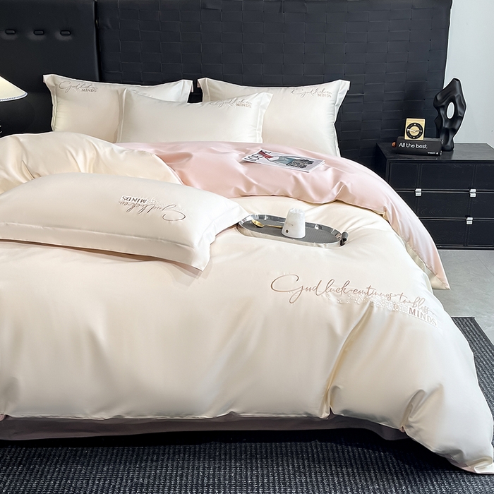 91家纺网 家纺一手货源 找家纺 拼社家纺 2026新款A类全棉贡缎长绒棉四件套全棉四件套简约刺绣纯色纯棉床上用品（提供买家秀） 依恋-元气白桃