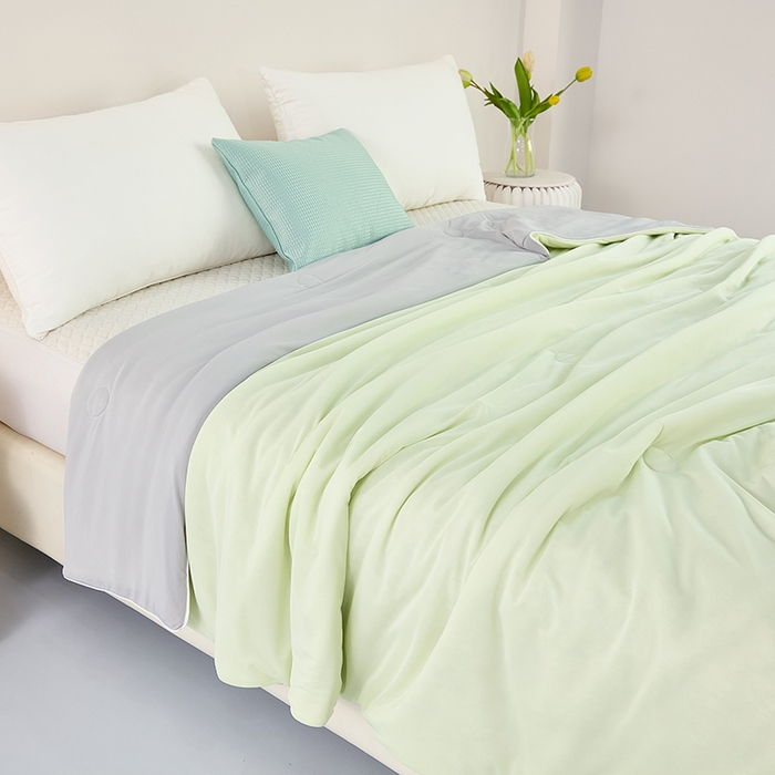 91家纺网 家纺一手货源 找家纺 优雅星家纺 2026新款双面凉感丝A类氨纶凉感天丝纯色夏凉被冰激凌夏被西瓜凉感丝夏被 香草绿