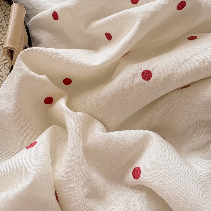 91家纺网 家纺一手货源 找家纺 铠畅 2026春夏新款 锦朵系列韩版水洗棉小清新古棉床盖四件套 锦朵 红波甜梦