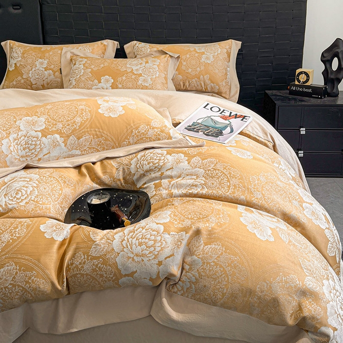 91家纺网 家纺一手货源 找家纺 库里梦家纺 2026新款天丝色织提花高精密斜纹棉四件套 繁花-金黄