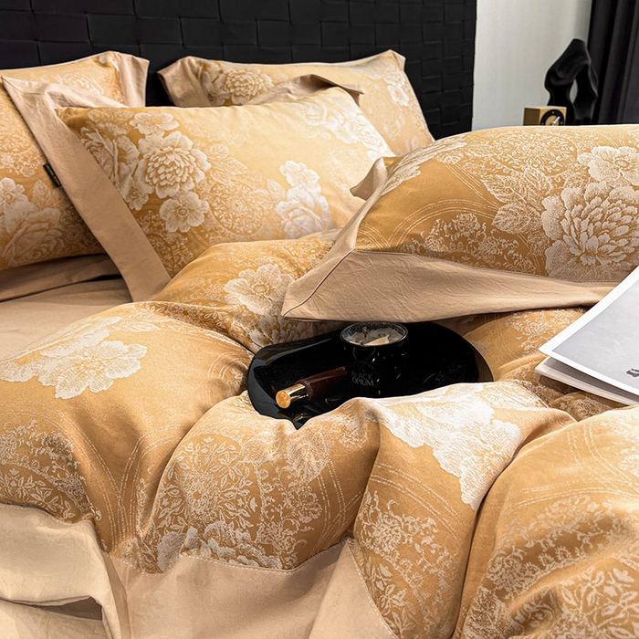 91家纺网 家纺一手货源 找家纺 库里梦家纺 2026新款天丝色织提花高精密斜纹棉四件套 繁花-金黄