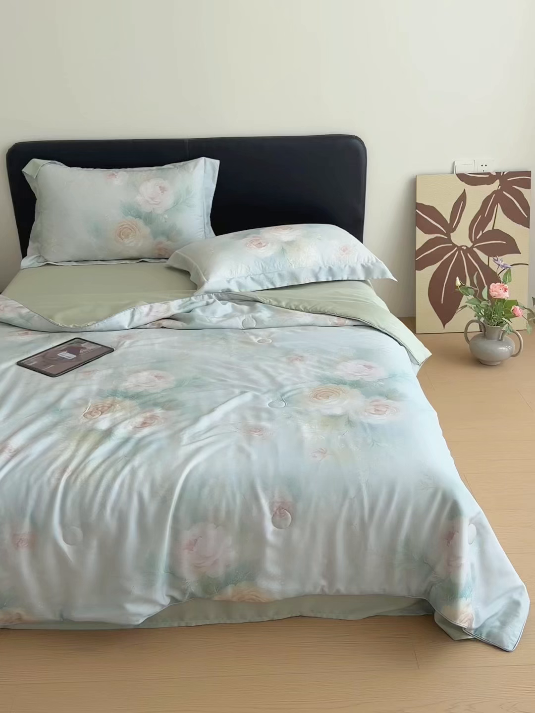 91家纺网 家纺一手货源 找家纺 优彩 2026春夏新款50天丝夏被莱赛尔纤维夏被四件套天丝夏被单夏被单床笠单床单（控价单夏被不低于150） 轻岚