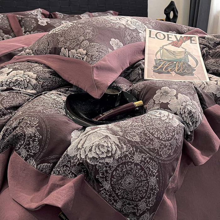 91家纺网 家纺一手货源 找家纺 库里梦家纺 2026新款天丝色织提花高精密斜纹棉四件套 繁花-砖红