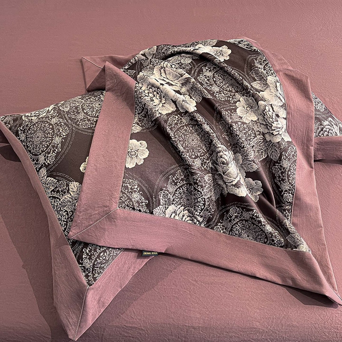 91家纺网 家纺一手货源 找家纺 库里梦家纺 2026新款天丝色织提花高精密斜纹棉四件套 繁花-砖红