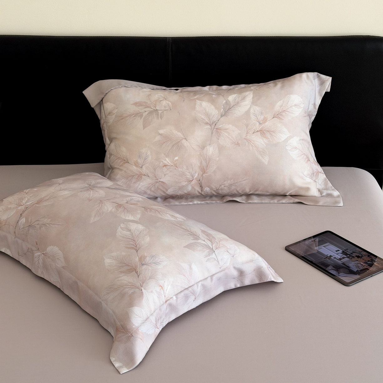 91家纺网 家纺一手货源 找家纺 优彩 2026春夏新款50天丝夏被莱赛尔纤维夏被四件套天丝夏被单夏被单床笠单床单（控价单夏被不低于150） 叶语