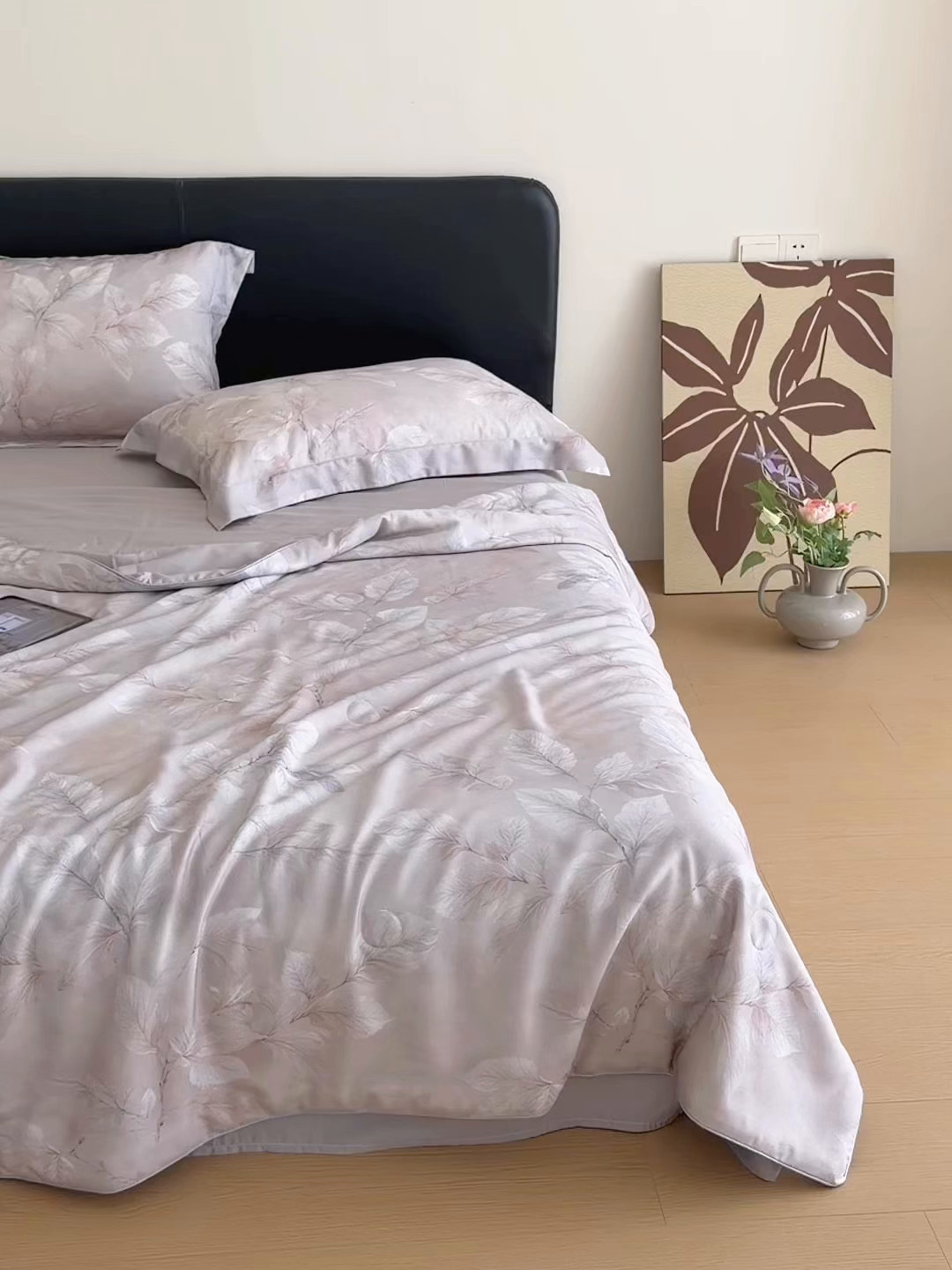 91家纺网 家纺一手货源 找家纺 优彩 2026春夏新款50天丝夏被莱赛尔纤维夏被四件套天丝夏被单夏被单床笠单床单（控价单夏被不低于150） 叶语