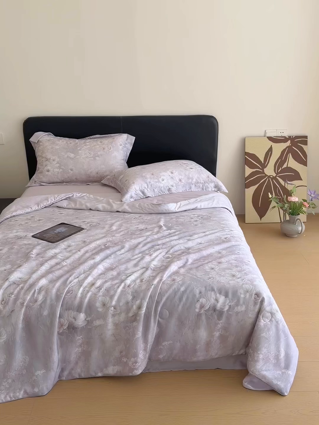 91家纺网 家纺一手货源 找家纺 优彩 2026春夏新款50天丝夏被莱赛尔纤维夏被四件套天丝夏被单夏被单床笠单床单（控价单夏被不低于150） 云半-紫