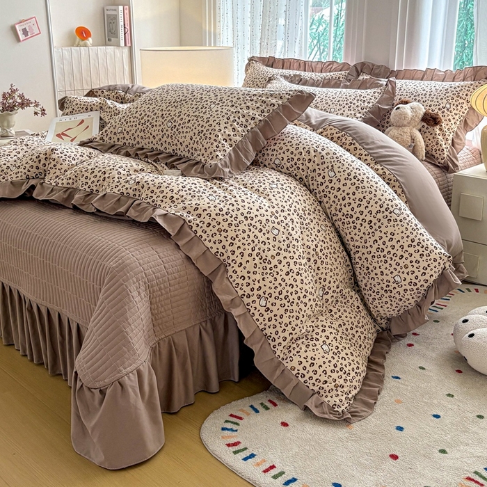 91家纺网 家纺一手货源 找家纺 铠畅 2026春夏新款 锦朵系列韩版水洗棉小清新古棉床盖四件套 锦朵 焦糖豹纹