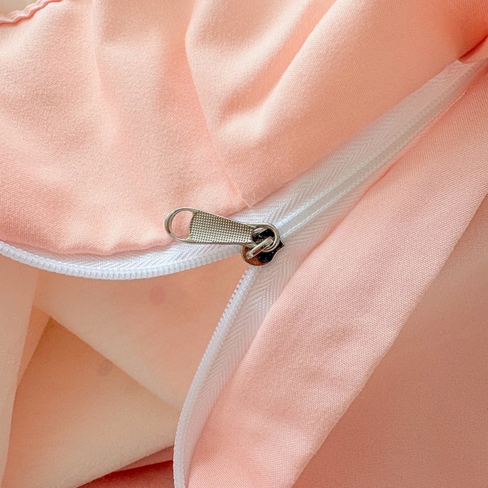 91家纺网 家纺一手货源 找家纺 铠畅 2026春夏新款 锦朵系列韩版水洗棉小清新古棉床盖四件套 锦朵 木马乐园粉