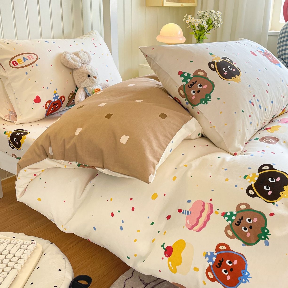 91家纺网 家纺一手货源 找家纺 女子家纺 2026新款春夏13070印花床笠单品床笠床笠单件 快乐熊仔