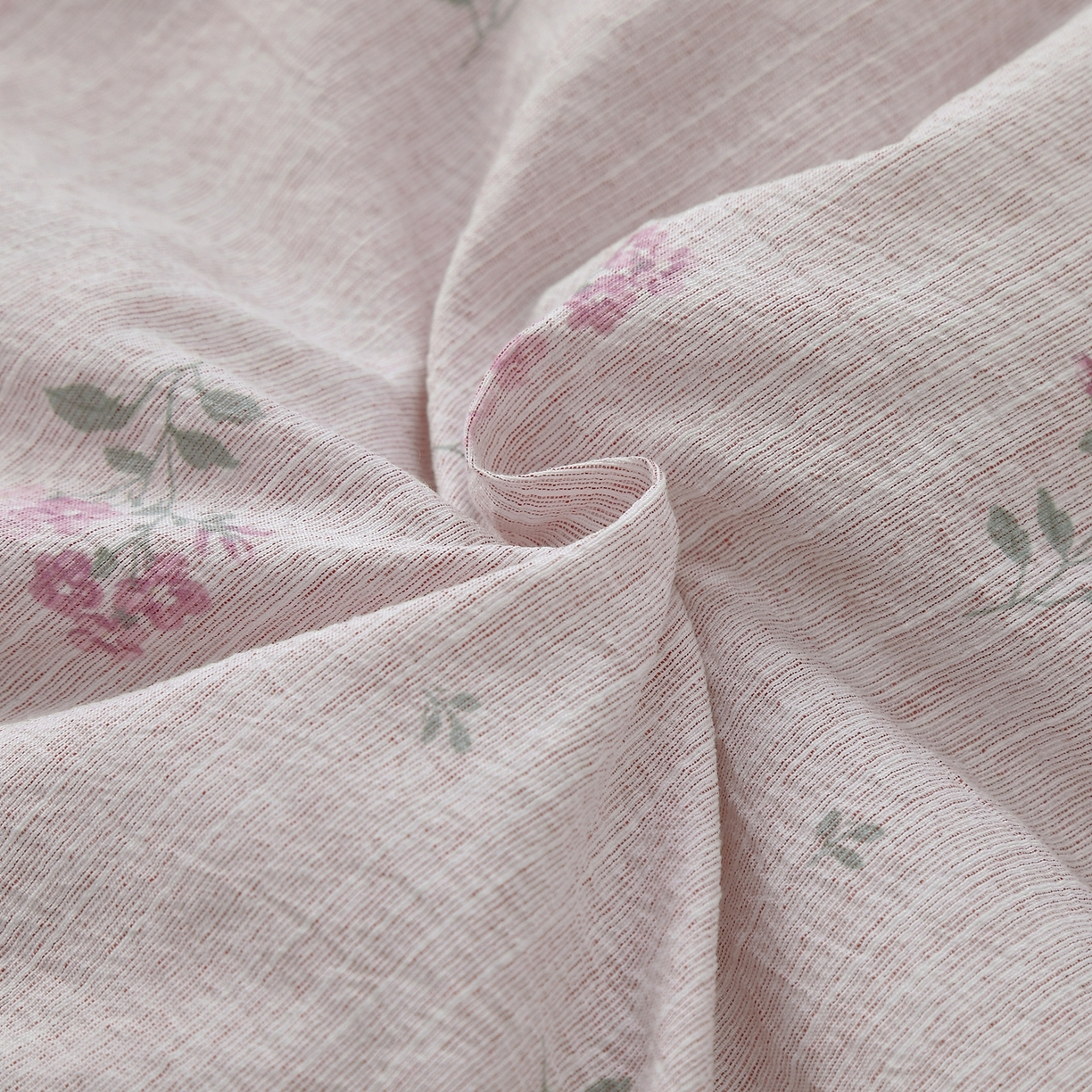 91家纺网 家纺一手货源 找家纺 恋之语 2026新款爆款花边色织水洗棉夏被夏凉被空调被四件套 粉雾小花