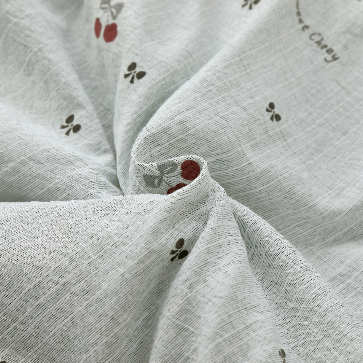 91家纺网 家纺一手货源 找家纺 恋之语 2026新款爆款花边色织水洗棉夏被夏凉被空调被四件套 樱桃-蓝