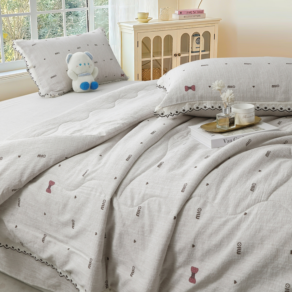 91家纺网 家纺一手货源 找家纺 恋之语 2026新款爆款花边色织水洗棉夏被夏凉被空调被四件套 粉色领结