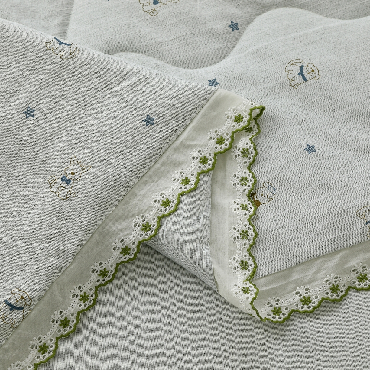 91家纺网 家纺一手货源 找家纺 恋之语 2026新款爆款花边色织水洗棉夏被夏凉被空调被四件套 浅蓝萌宠