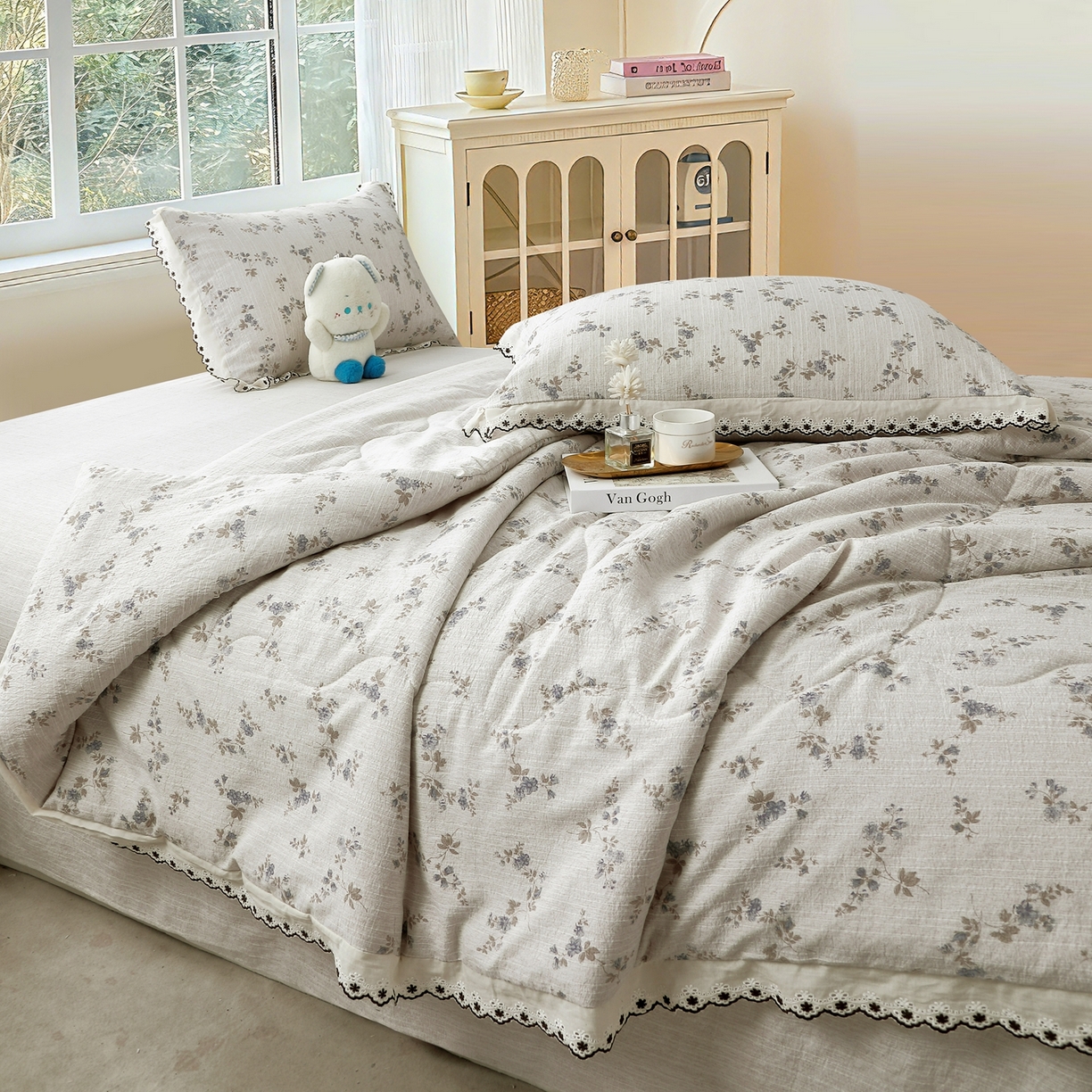 91家纺网 家纺一手货源 找家纺 恋之语 2026新款爆款花边色织水洗棉夏被夏凉被空调被四件套 紫雾繁花