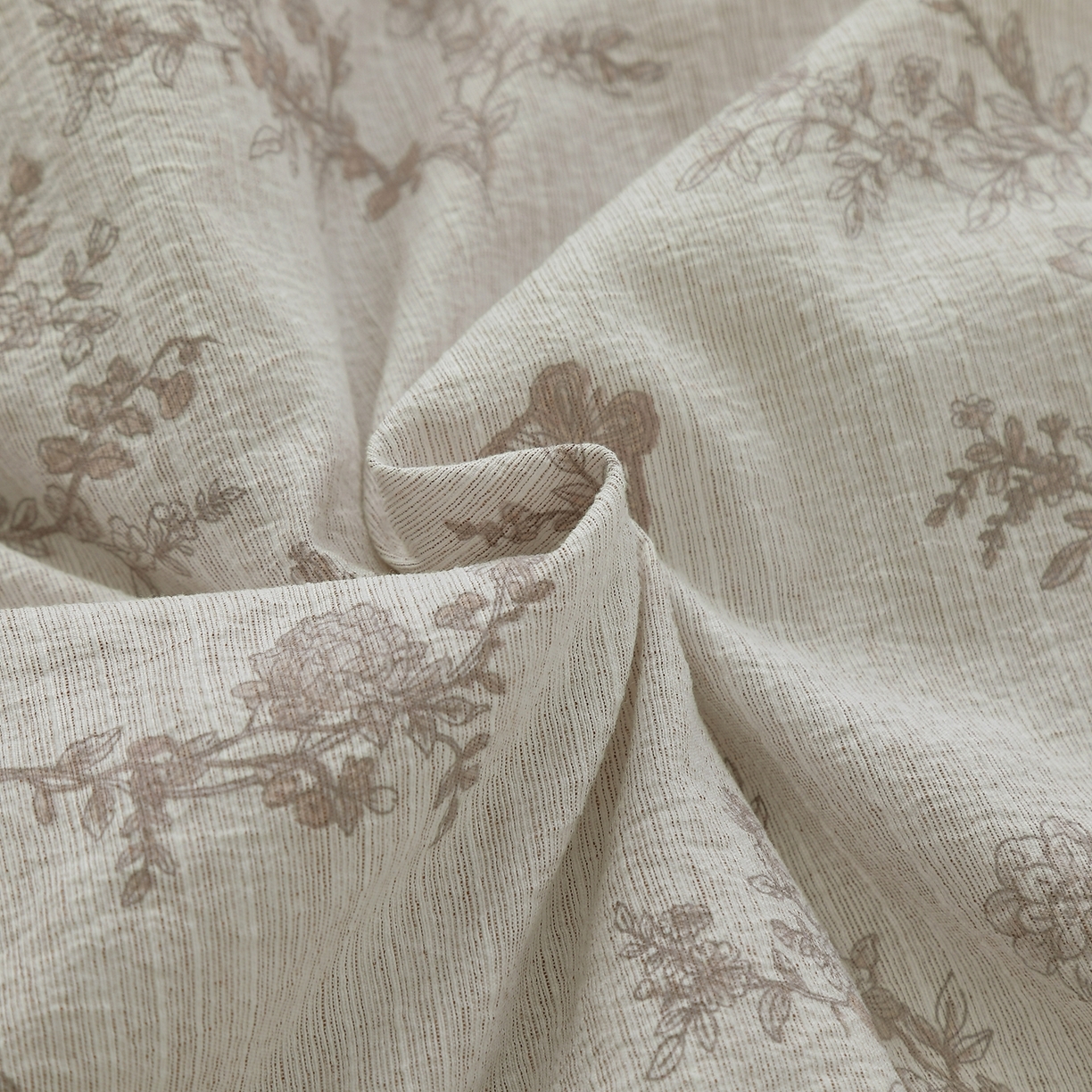 91家纺网 家纺一手货源 找家纺 恋之语 2026新款爆款花边色织水洗棉夏被夏凉被空调被四件套 灰枝疏影