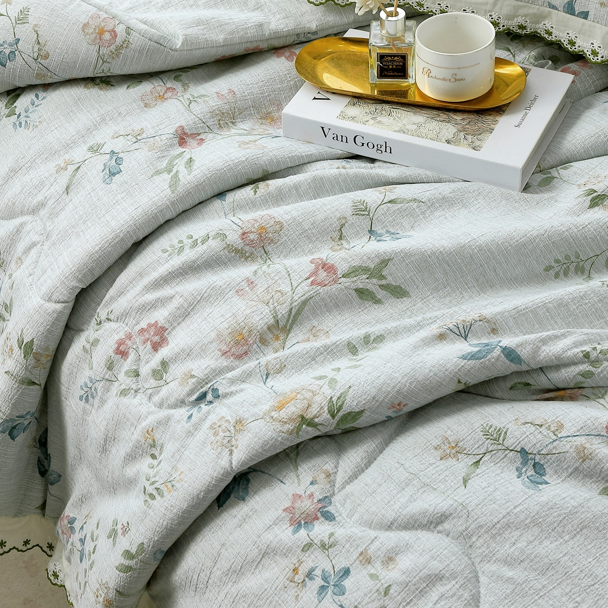 91家纺网 家纺一手货源 找家纺 恋之语 2026新款爆款花边色织水洗棉夏被夏凉被空调被四件套 春日花蔓