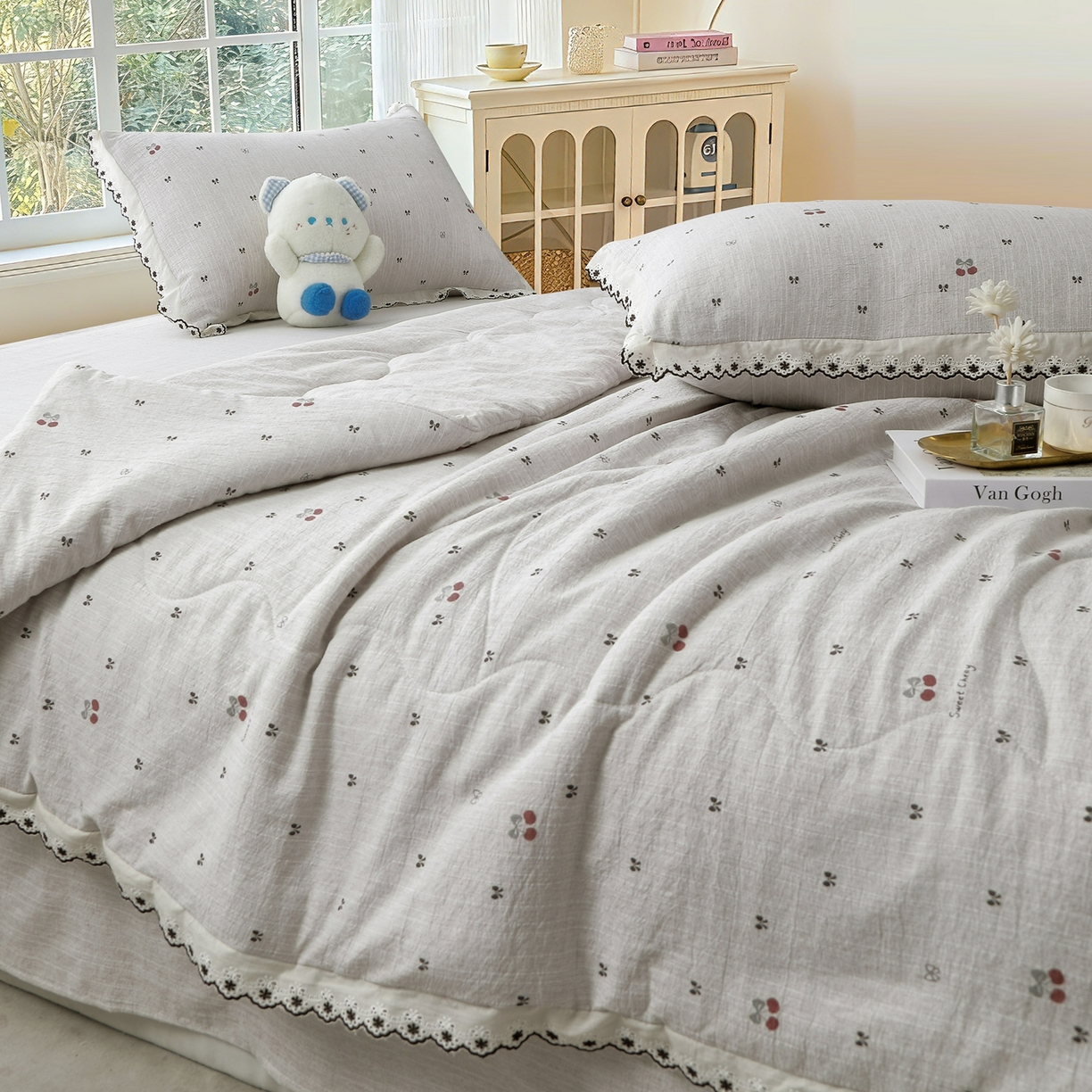 91家纺网 家纺一手货源 找家纺 恋之语 2026新款爆款花边色织水洗棉夏被夏凉被空调被四件套 樱桃