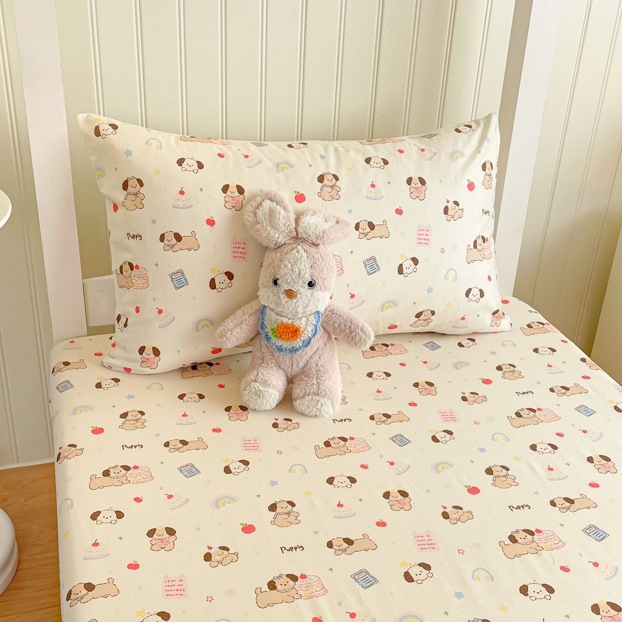 91家纺网 家纺一手货源 找家纺 女子家纺 2026新款春夏13070印花床笠单品床笠床笠单件 奶酪小狗